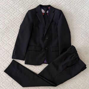 OppoSuits Classic Black Suit Size 8
